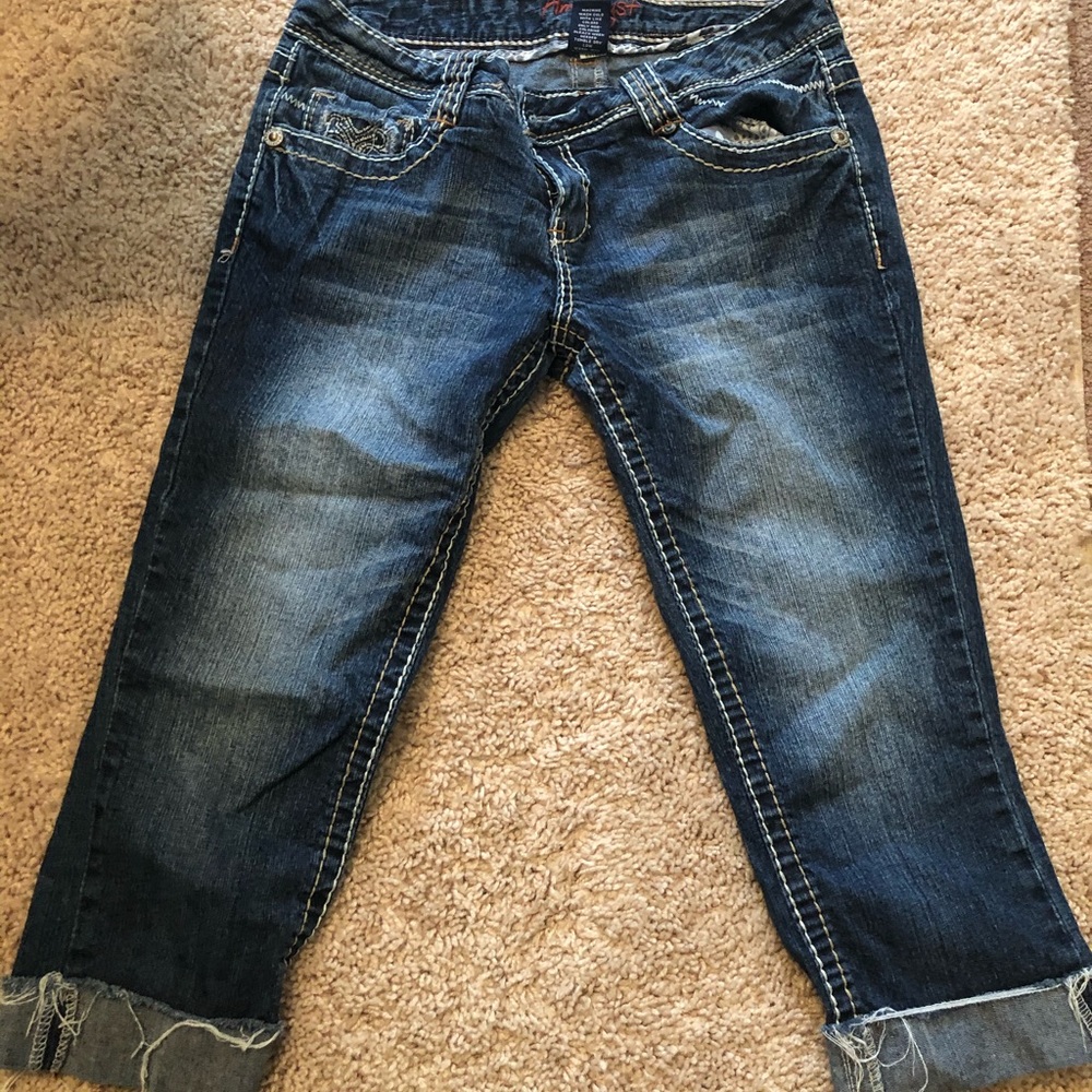 Amethyst Capri Jeans